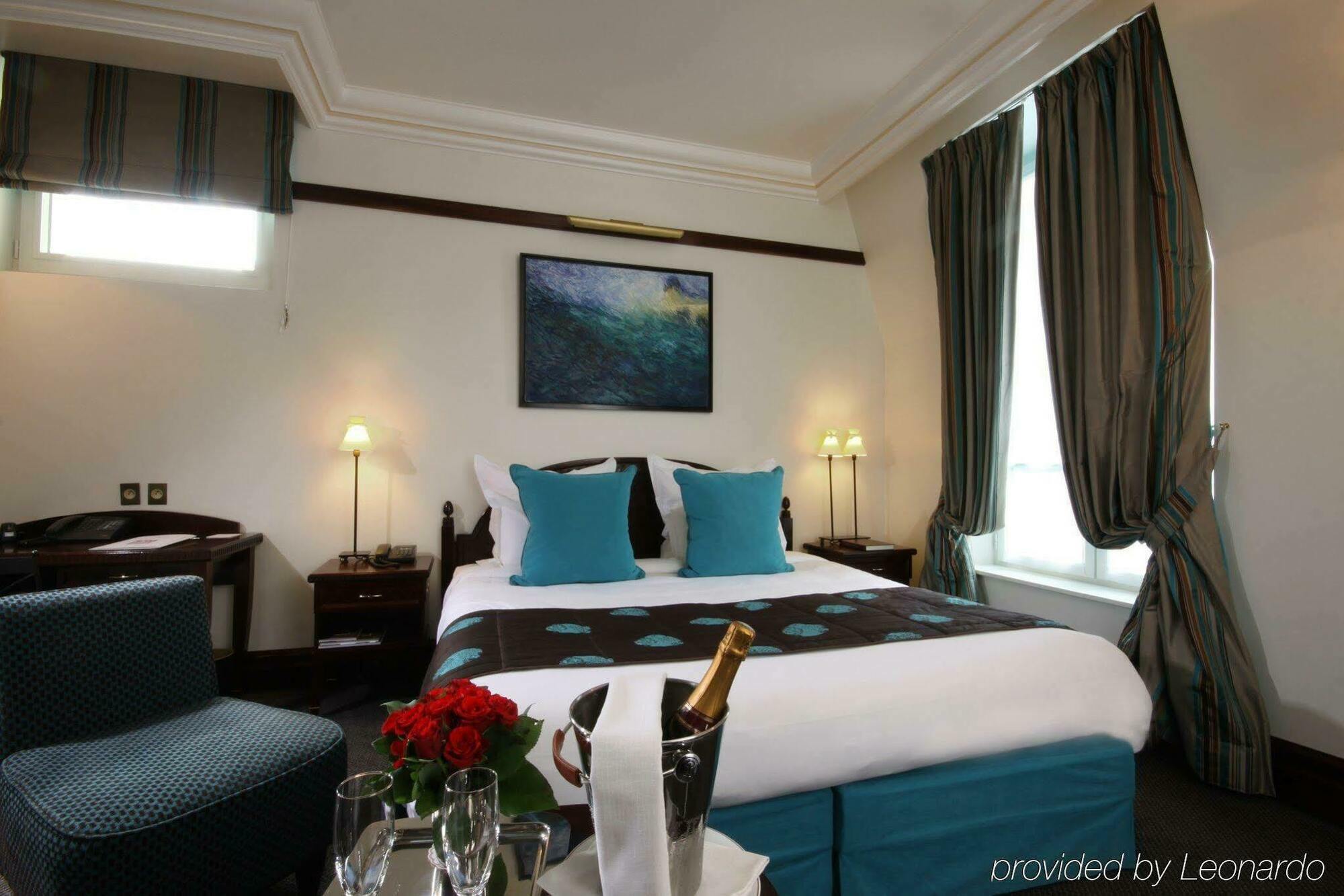 Hotel Pont Royal 5*